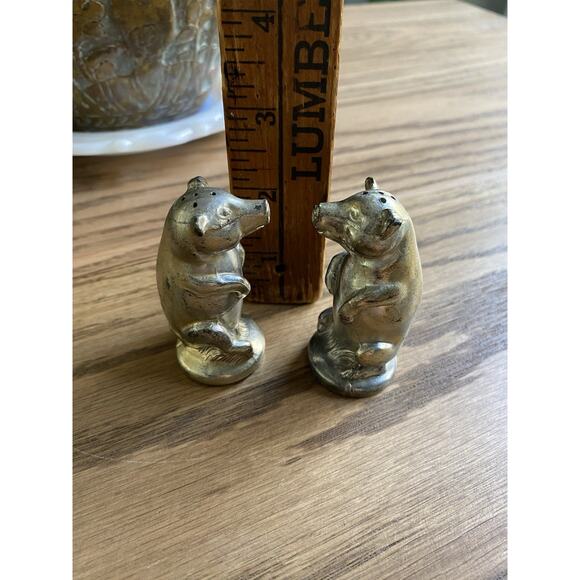 Vintage Pig Salt & Pepper Shakers Metal Silver Tone Figures Farmhouse - Picture 5 of 5
